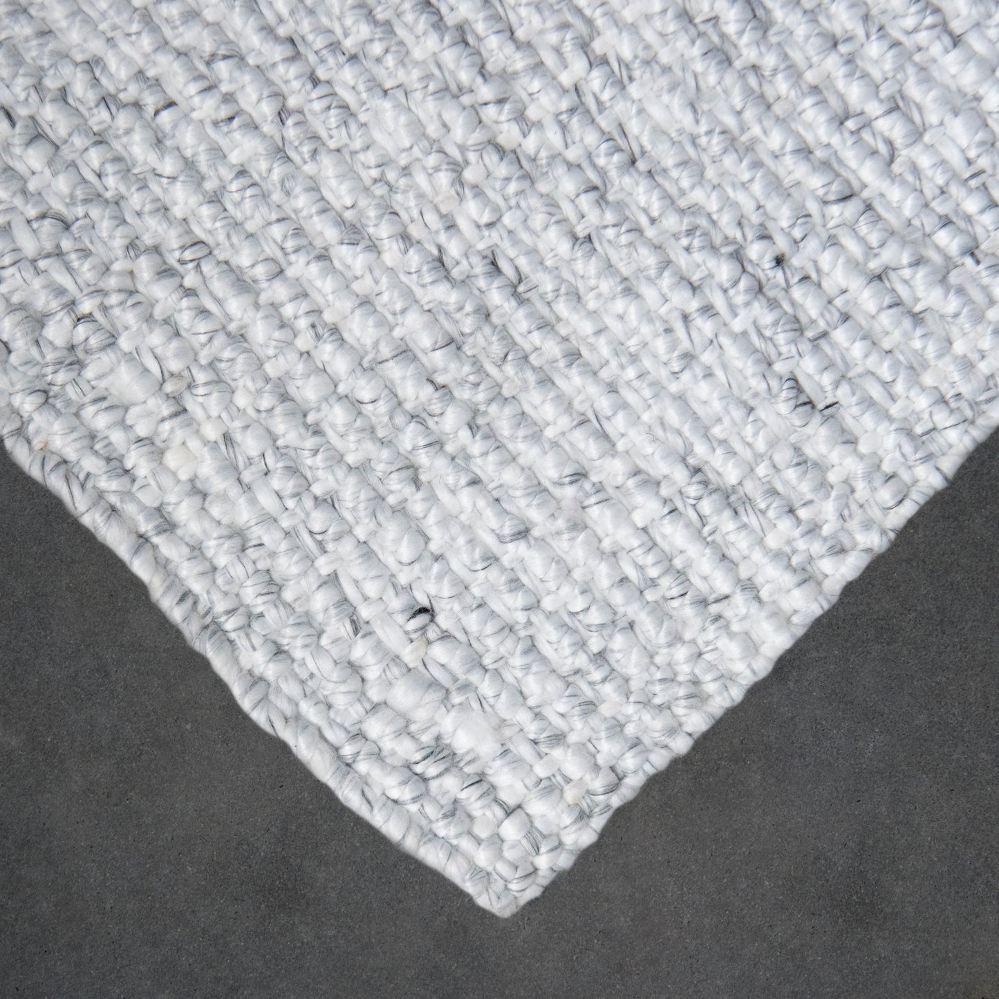 Drake Outdoor / Indoor