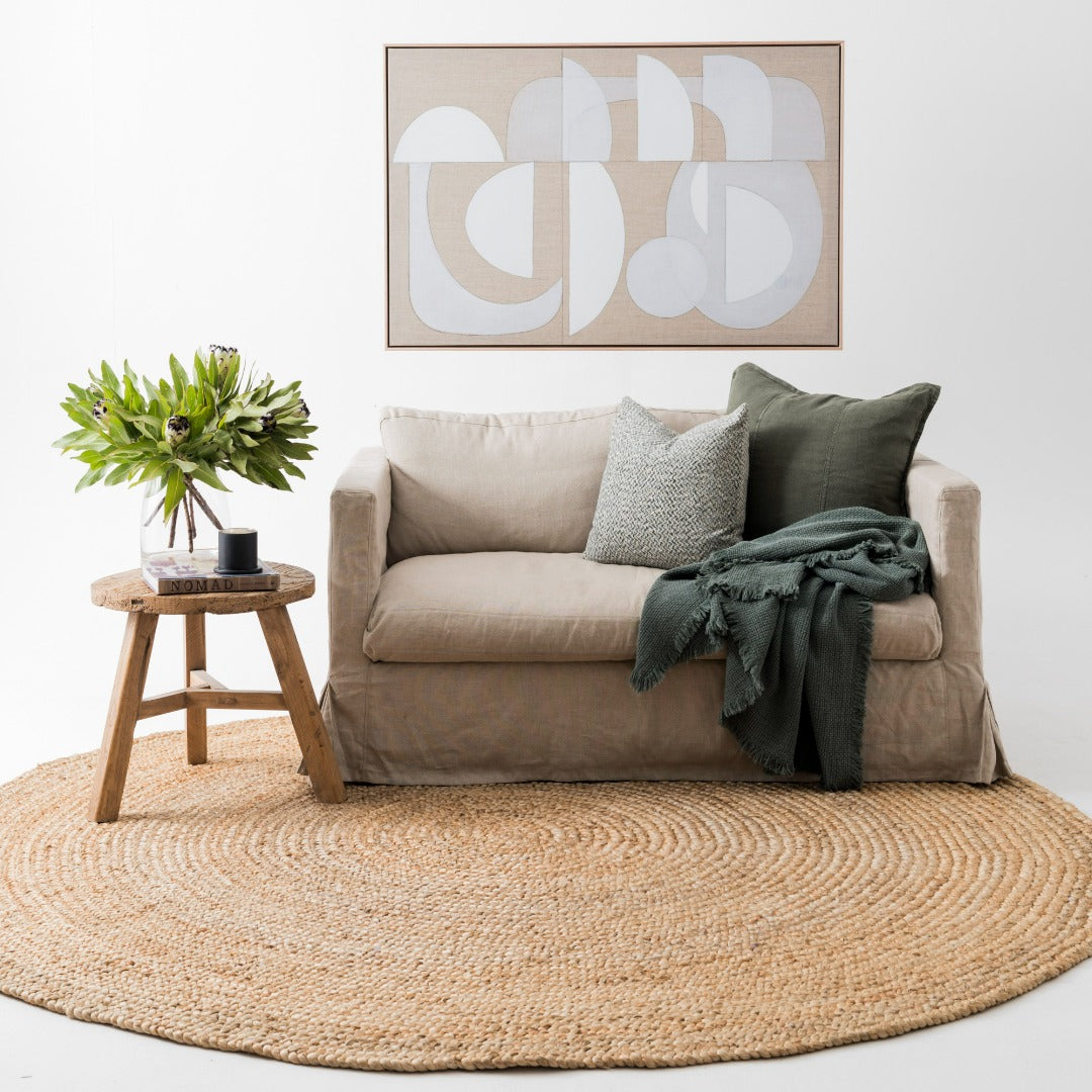 Natural round braided jute rug